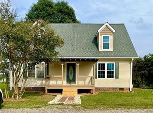 3011 View Crest Dr, Jonesville, NC 28642