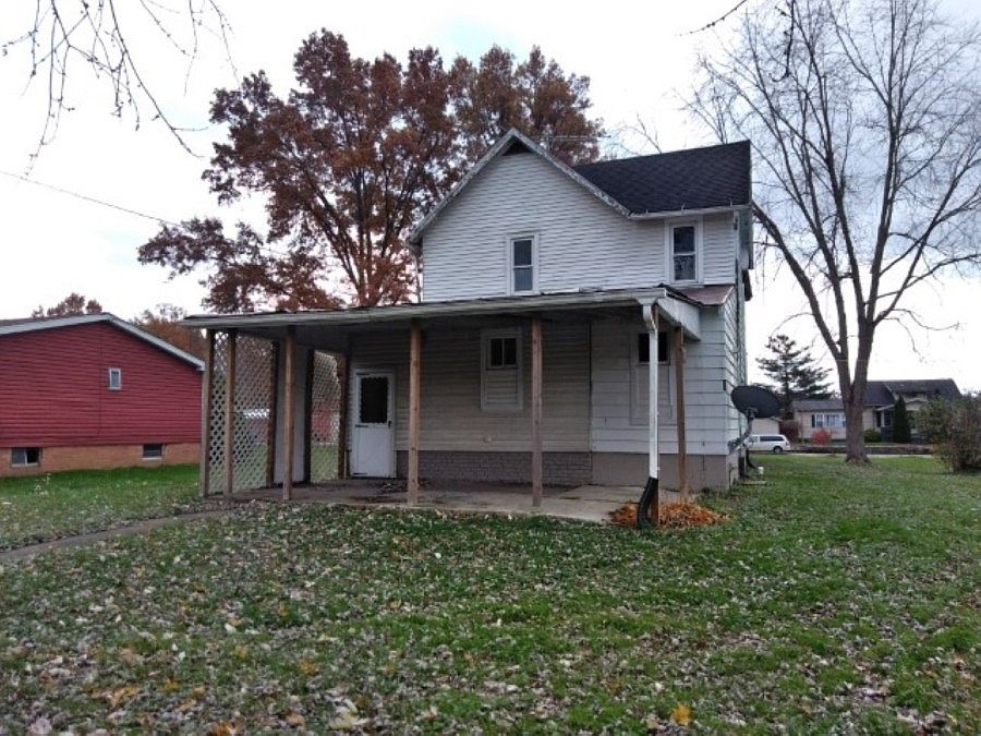 2nd image of 20760 Lake Park Blvd