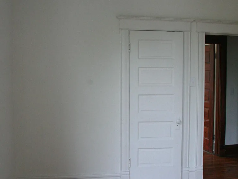 345 Rosedale Ave — Photo 4