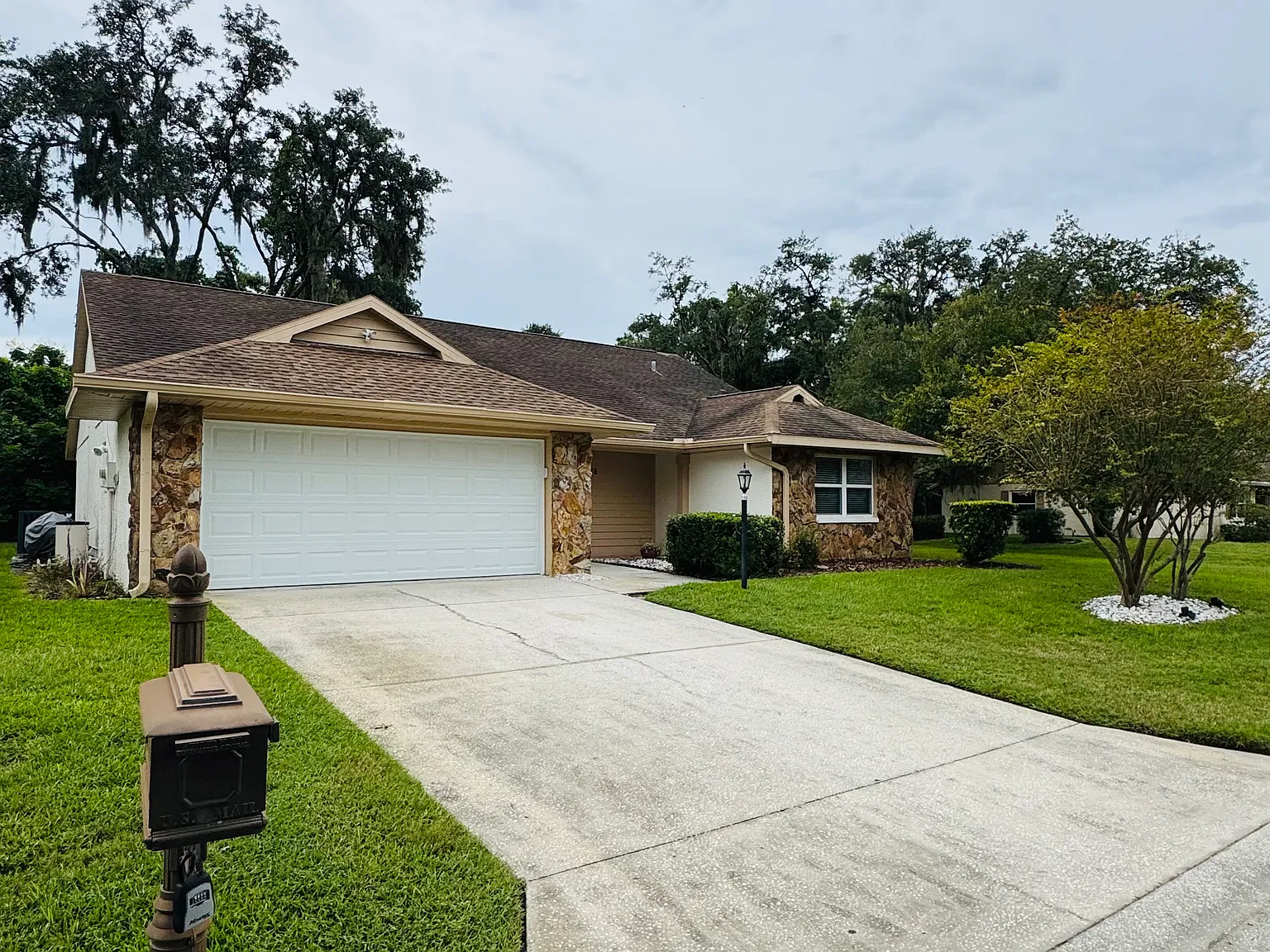 2 bed, 1551 sqft, $1,900 — Photo 3