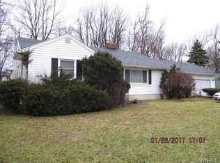 1932 Maple Rd, Williamsville, NY 14221