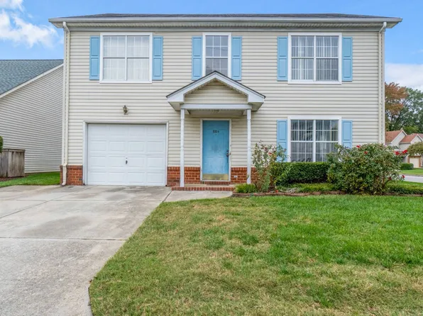 2224 Holly Berry Ln, Chesapeake, VA 23325