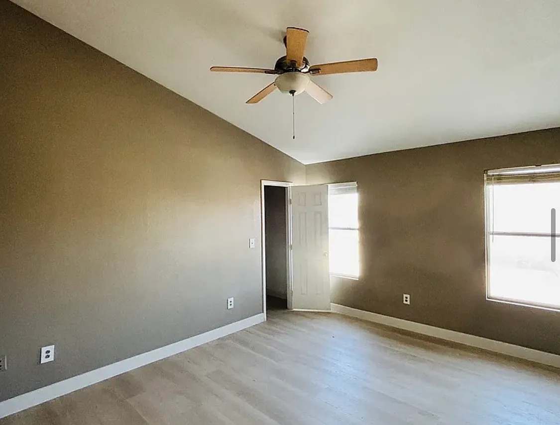 3 bed, 2.5 bath, 1445 sqft, $1,995 — Photo 4
