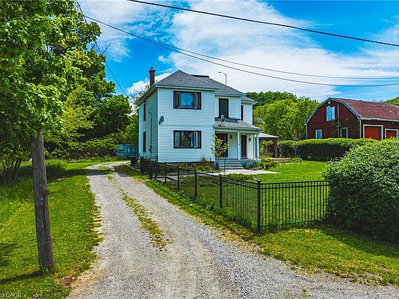 5th image of 83 Webster Rd