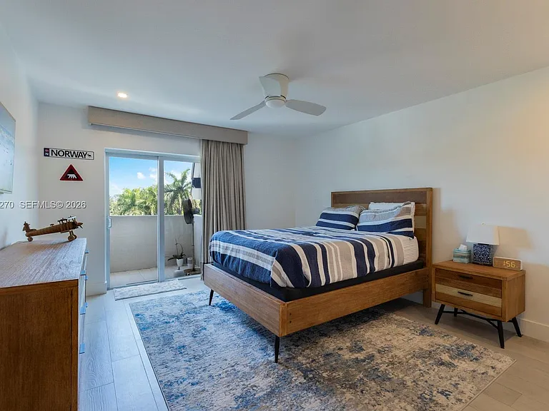 6815 Edgewater Dr #307 — Photo 4