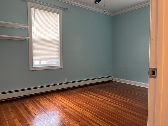 2nd image of 159 Maple St Unit 1