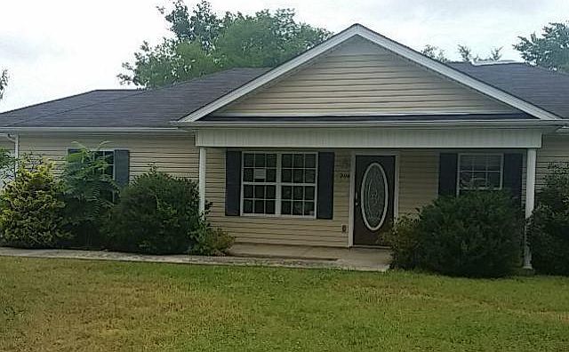 1st image of 206 Saddlewood Dr