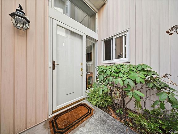 2nd image of 78 Hidden Ridge Drive