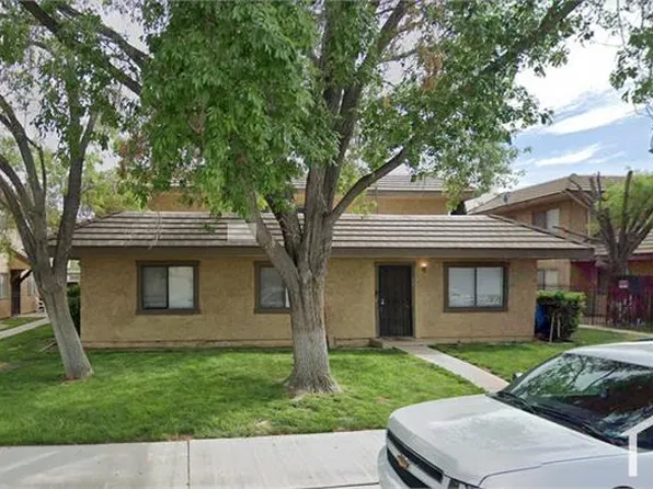 852 E Avenue J12, Lancaster, CA