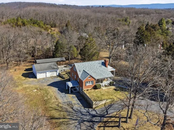 1064 Strasburg Rd, Front Royal, VA 22630
