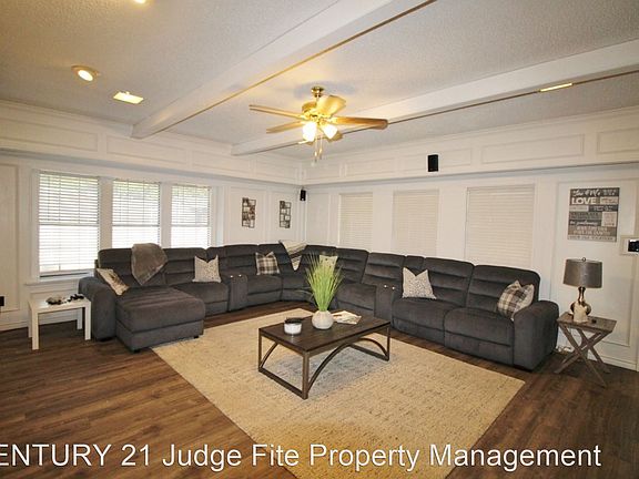 2nd image of 1547 Cedar Hill Pl