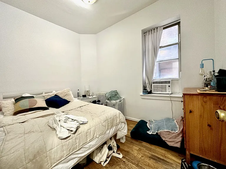 13 W 100th St #4B — Photo 5