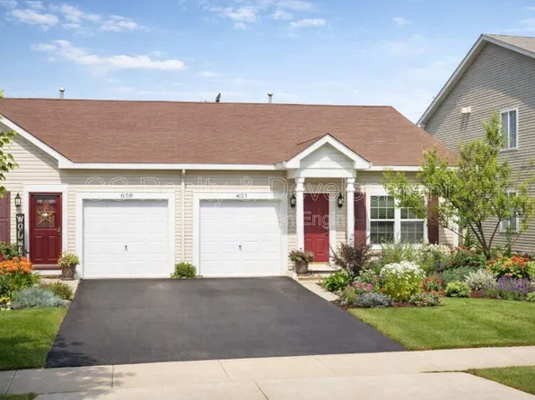 1652 Cesario Dr, Hampshire, IL 60140