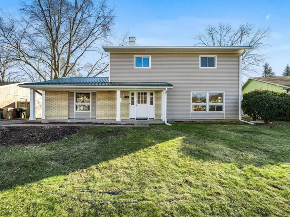 1510 Renfrew Dr, South Bend, IN 46614