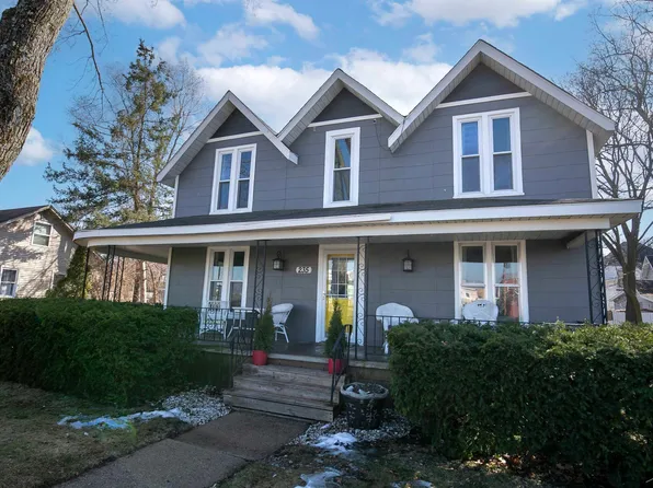 235 W Grout St, Gladwin, MI 48624