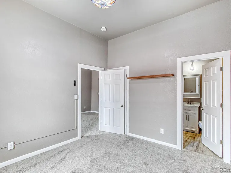 5630 Webster St #2 — Photo 8