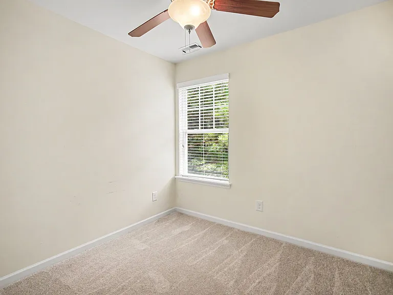 13809 Singleleaf Ln — Photo 11