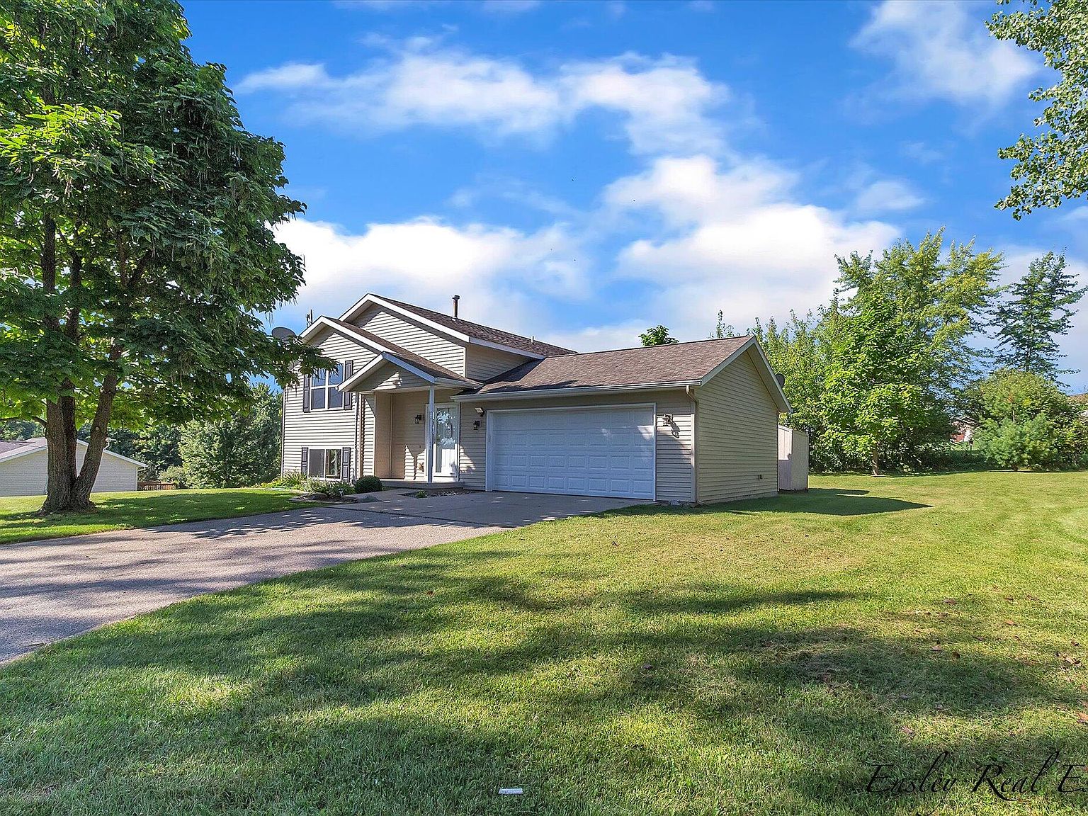 16361 Albrecht Ave NE, Cedar Springs, MI 49319 Zillow