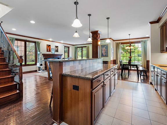 5th image of 10615 S Gabrielle Ln