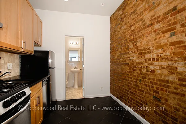 Rented by Copperwood Real Estate | media 3