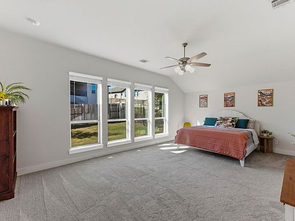 5th image of 111 Carolina Jasmine Dr