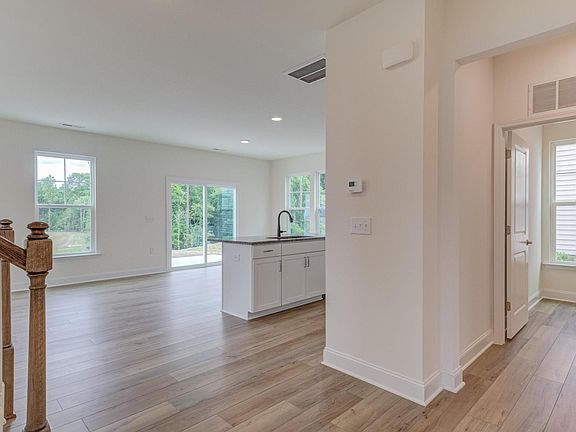 3rd image of 3022 Ginger Hill Ln