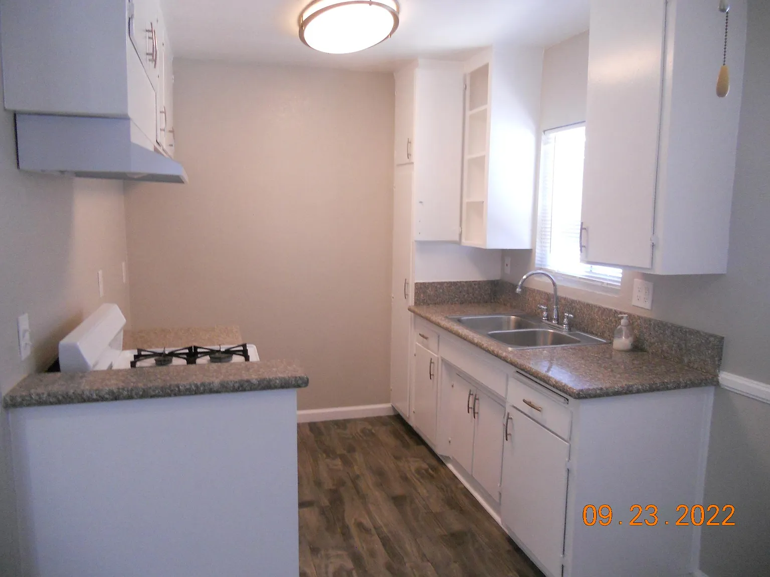 14517 Larch Ave — Photo 1