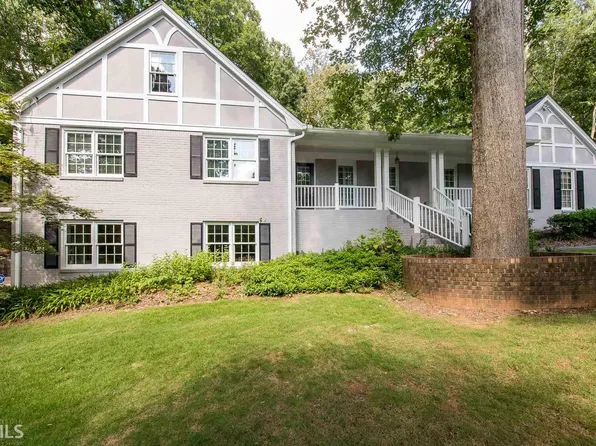 1761 E Gate Dr, Stone Mountain, GA 30087