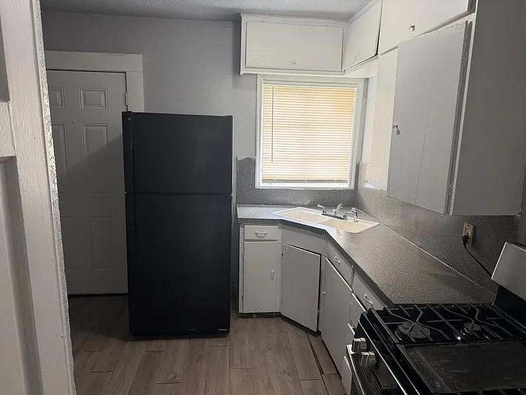 4716 Littlepage St — Photo 3