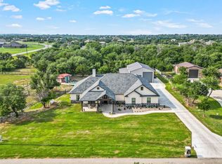 105 Fawna Dr, Azle, TX 76020