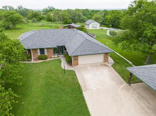 710 Upper Denton Rd, Weatherford, TX 76085