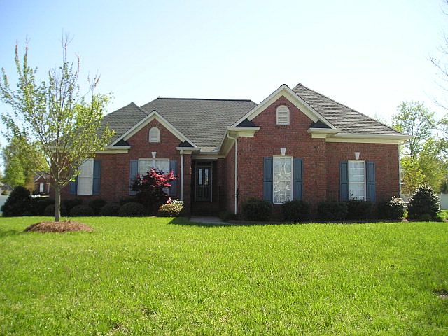 1st image of 217 Kaitlyn Ln