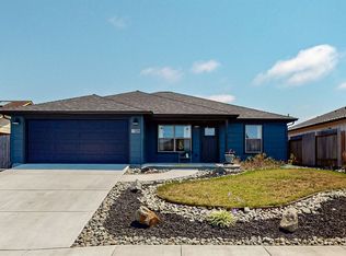 128 Hope Ln, Fortuna, CA 95540