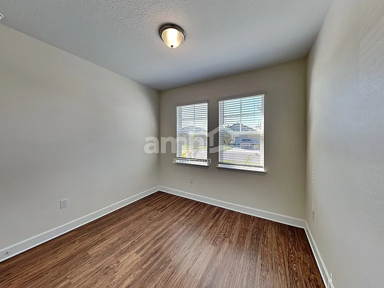 4708 Windy Hammock Way — Photo 16