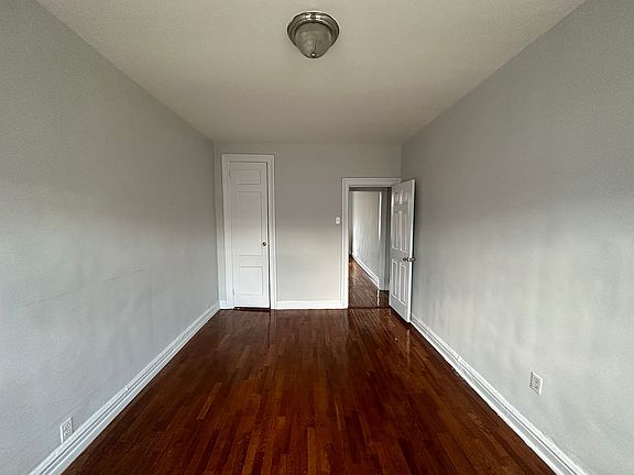 5th image of 30-11 Broadway #3H