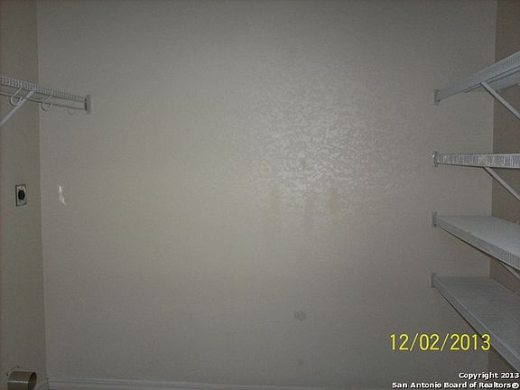5th image of 5811 Fort Laramie