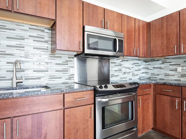 Riverview Lofts — Photo 10