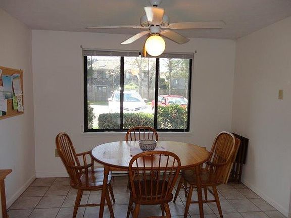 2nd image of 44 Crescent Lane #44