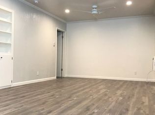 415 N Holliston Ave APT 14, Pasadena, CA