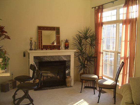 Living Room - Fireplace