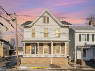11 S Carlisle St, New Bloomfield, PA 17068