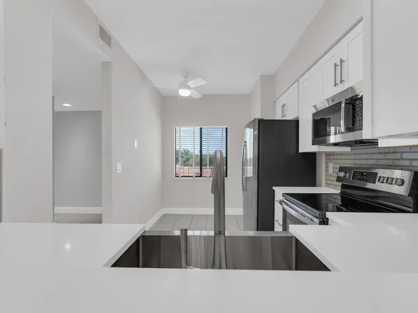 6241 Pointe Regal Cir APT 402, Delray Beach, FL 33484