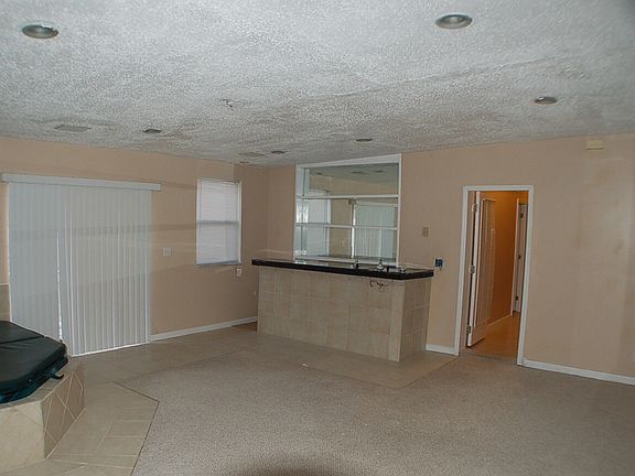 5th image of 8329 Abbeyfield Dr