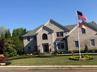 23 Framingham Rd, Ocean, NJ 07712