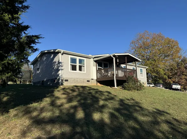 107 Cordle Ct, Charlotte, TN 37036