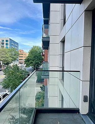 Rented by ERNY LLC | media 33