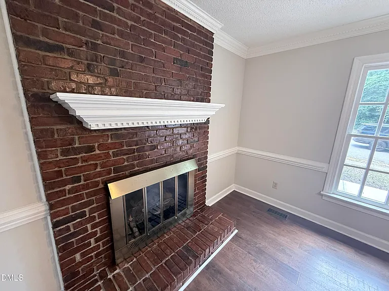 2900 Broadlands Dr — Photo 26