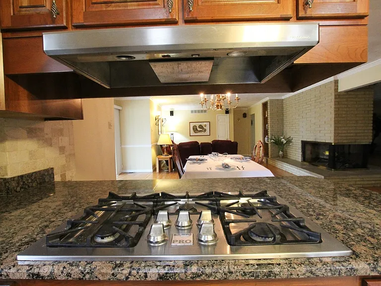 4950 Lemay Ferry Rd — Photo 3