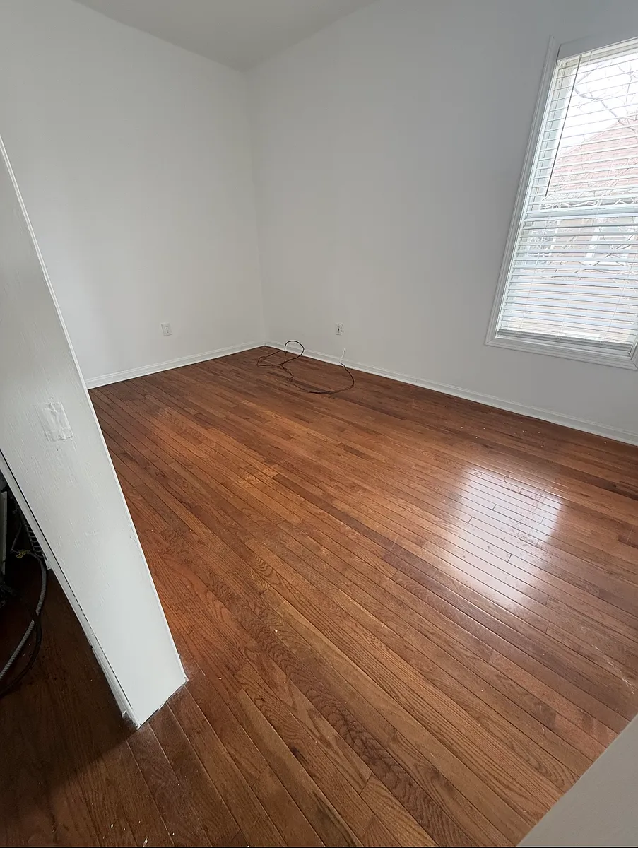 Building Photo - 640 S 14th Ave #1