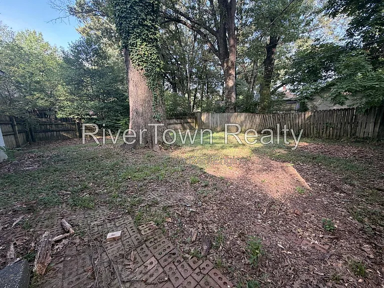 187 N Holmes St — Photo 25